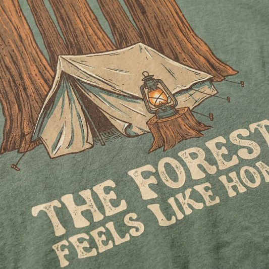 The Forest Feels Like Home Camping Tee – Vintage Forest Tent Shirt, Outdoor Nature T-Shirt